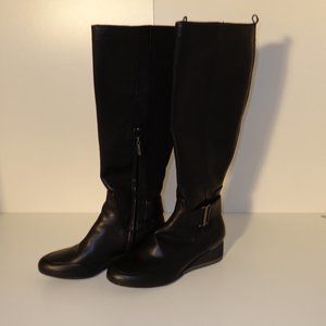 Women DKNY Winter Boots, Black, Size 9.5